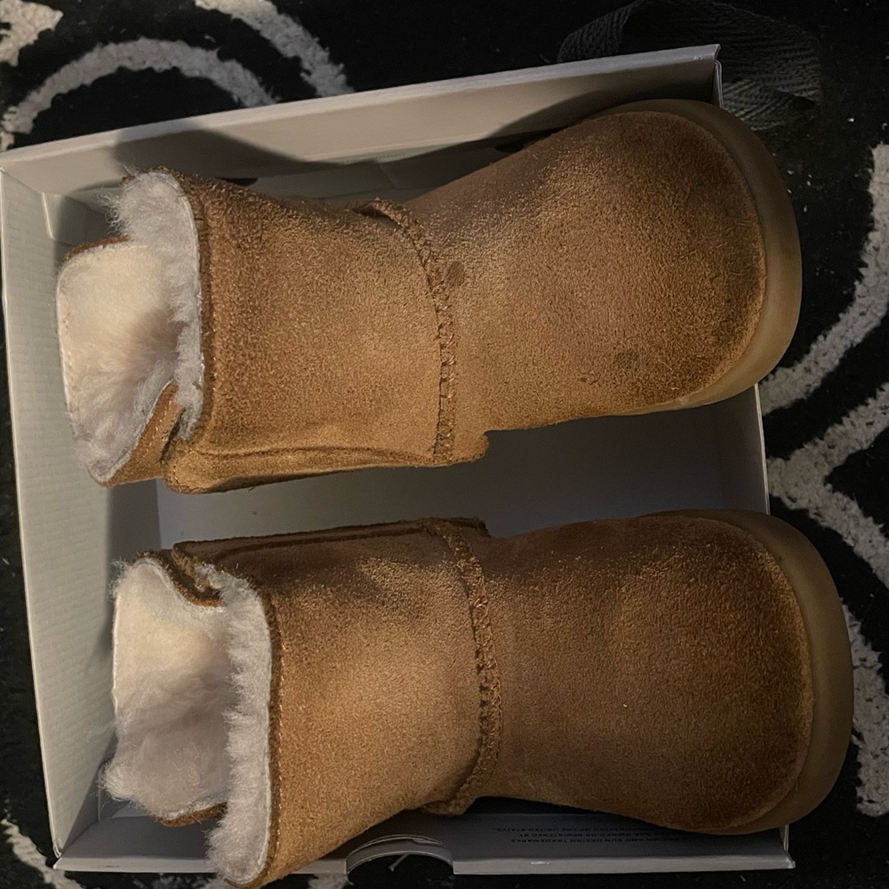 UGGs toddler